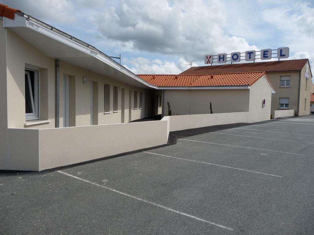 La Godiniere Hotel Cholet Ngoại thất bức ảnh