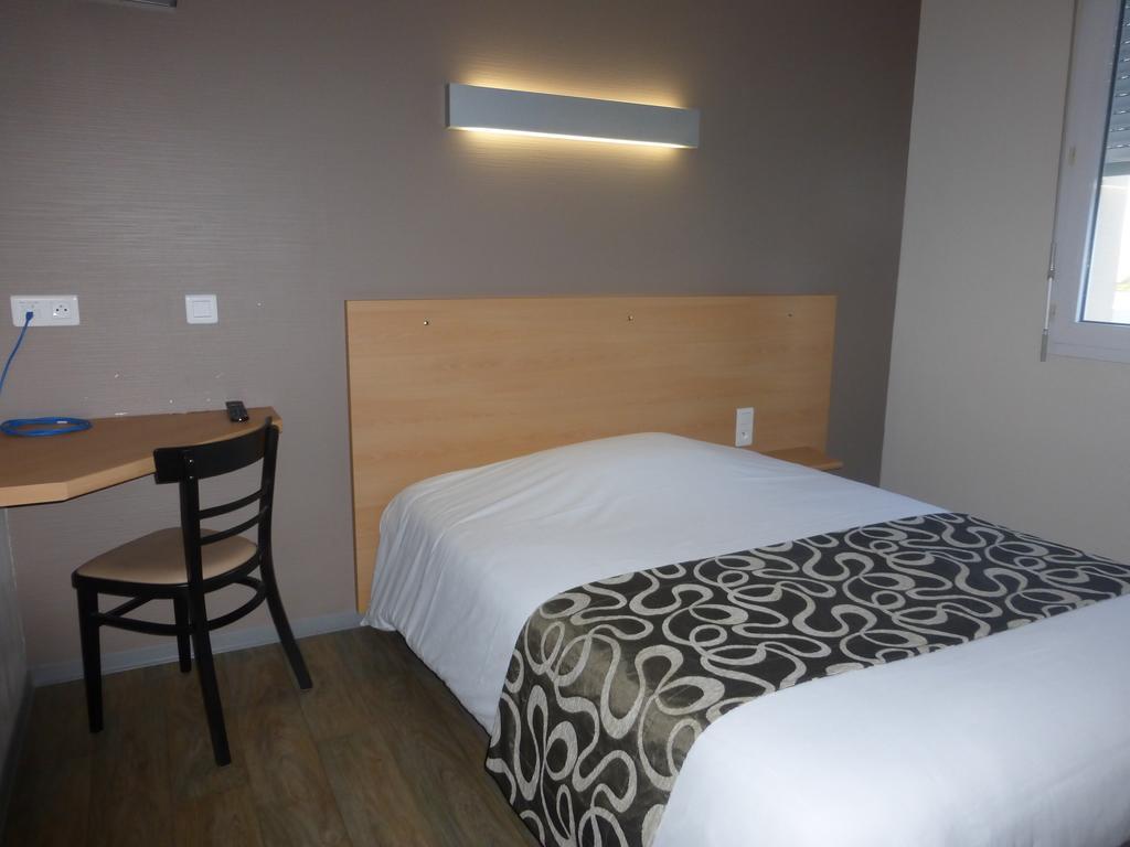 La Godiniere Hotel Cholet Ngoại thất bức ảnh
