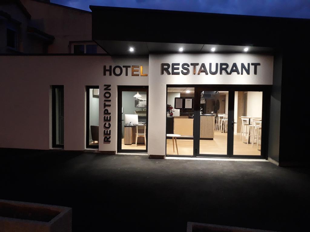 La Godiniere Hotel Cholet Ngoại thất bức ảnh